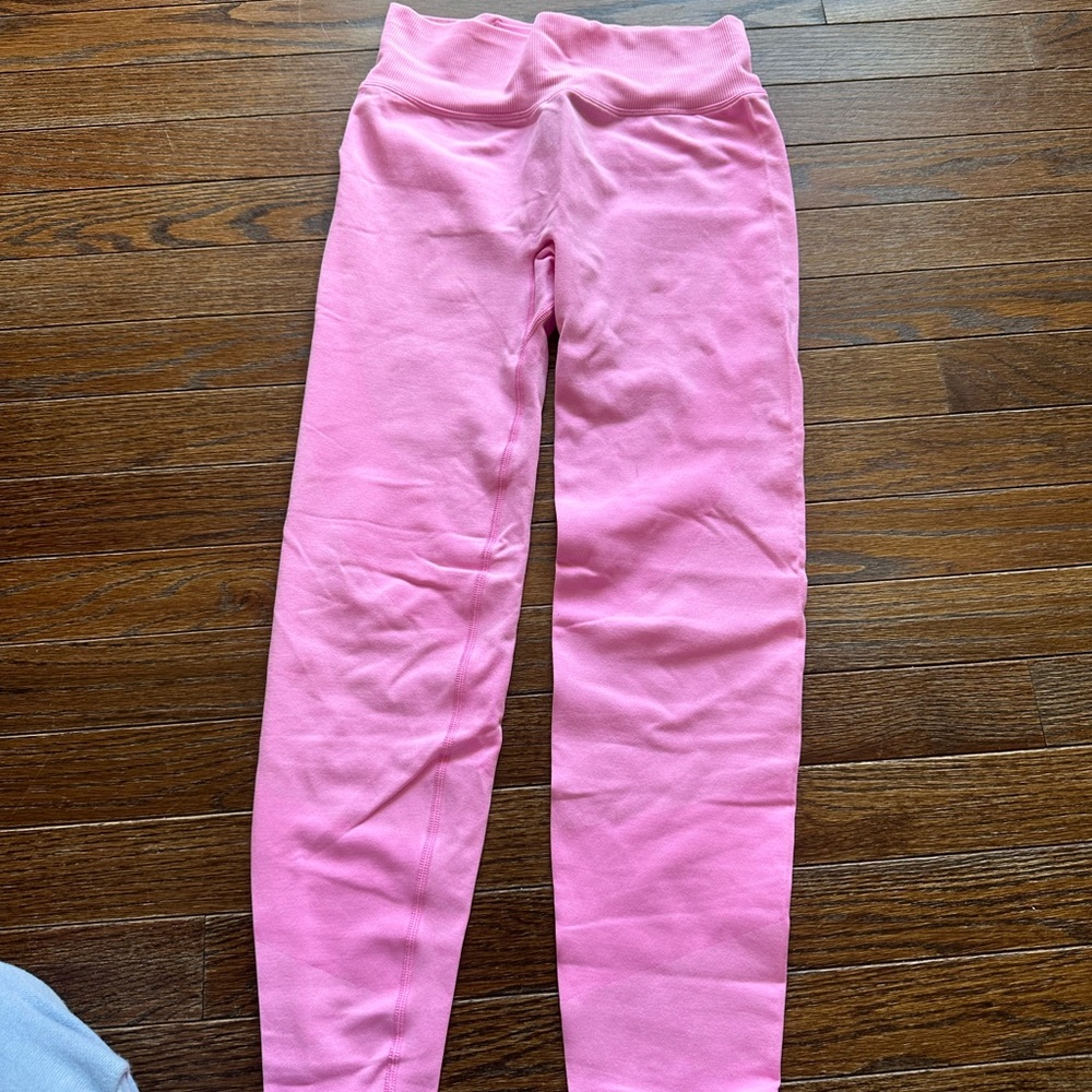 PINK Victoria's Secret Bubblegum Leggings